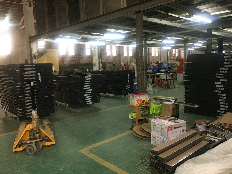 鋁合金門窗10大品牌廠家該如何在門窗市場中占據(jù)有利的市場地位？