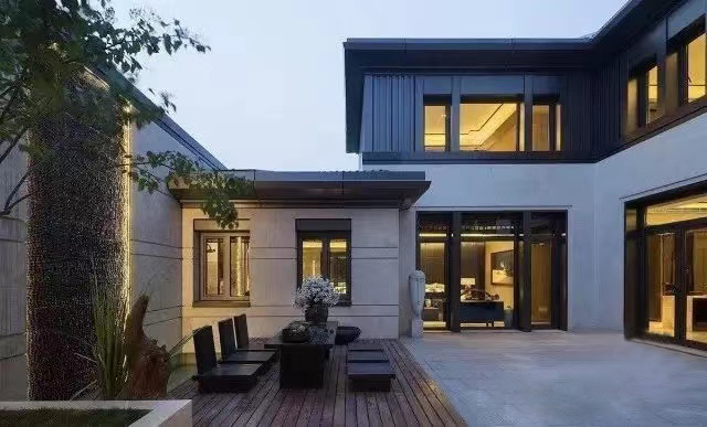 真正懂門窗的人，家里都在用這種鋁合金門窗！