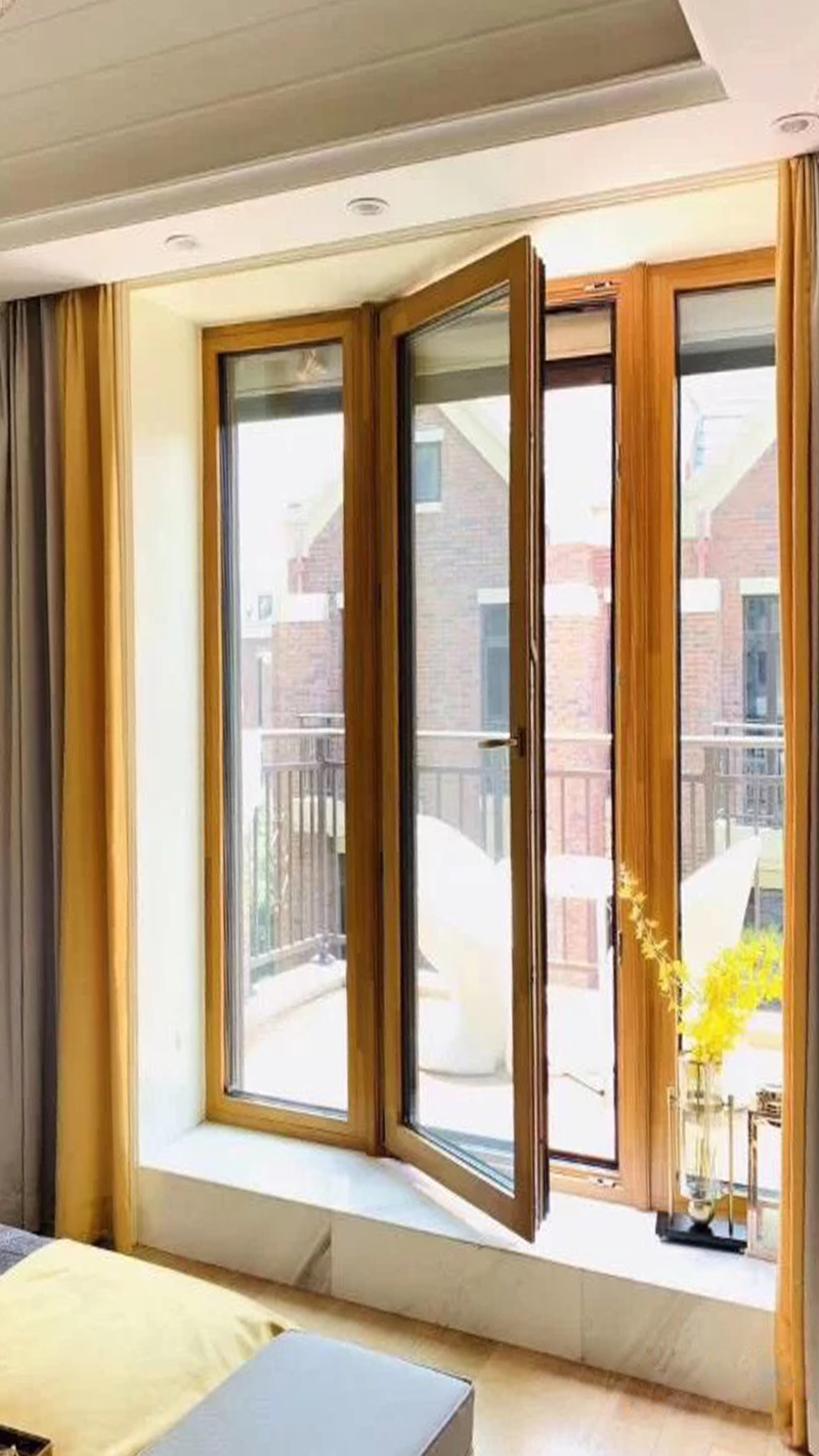 別再嫌這款鋁木復(fù)合門窗貴啦，用起來它真的物超所值！