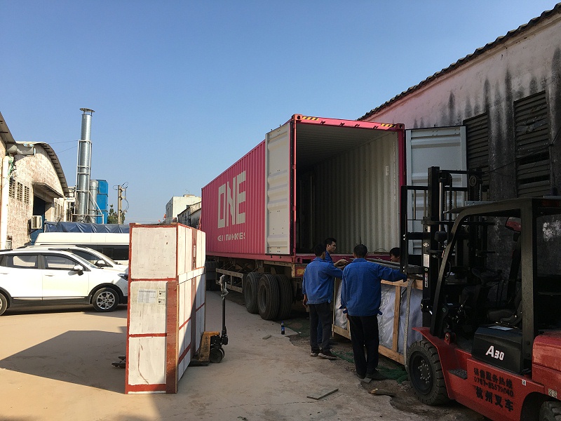 私家別墅豪宅定制的高端鋁合金門窗即將被送出國！