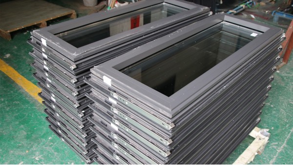 工程門窗廠家價格越貴越有保障嗎？-樓上樓門窗